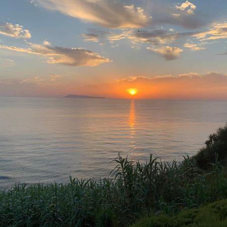 شقة Vacations In Corfu-Antiperni By Corfuescapes Antipernoi المظهر الخارجي الصورة